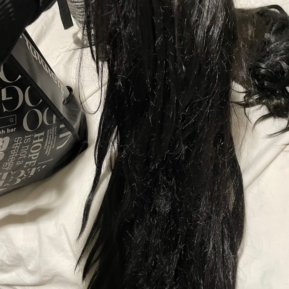 Wavy wig lace on top - Picture 3 of 6